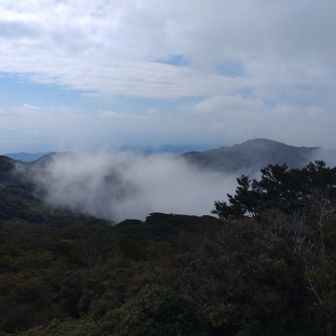 雲があがってきました