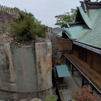 生石神社 『石の宝殿』