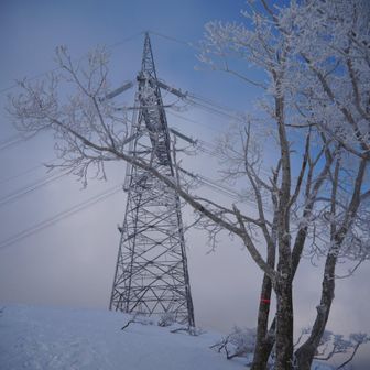 頭陀が平の鉄塔
これを目指して歩けば迷わん