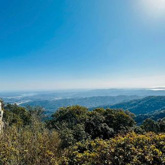 
いちいちイキれる岩場がココにも❣️
