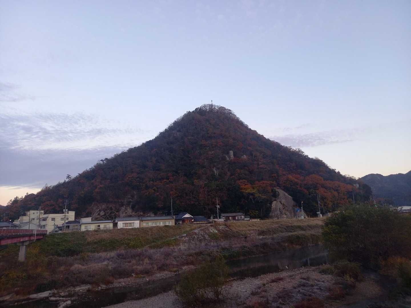 実は、標高172m　の和気富士