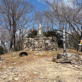 悲しいことにタバコの吸い殻を2個発見、持ち帰り処分しました。