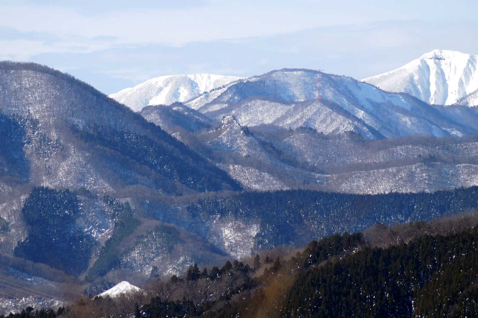 オボコンベ🤩
（真ん中の岩峰）