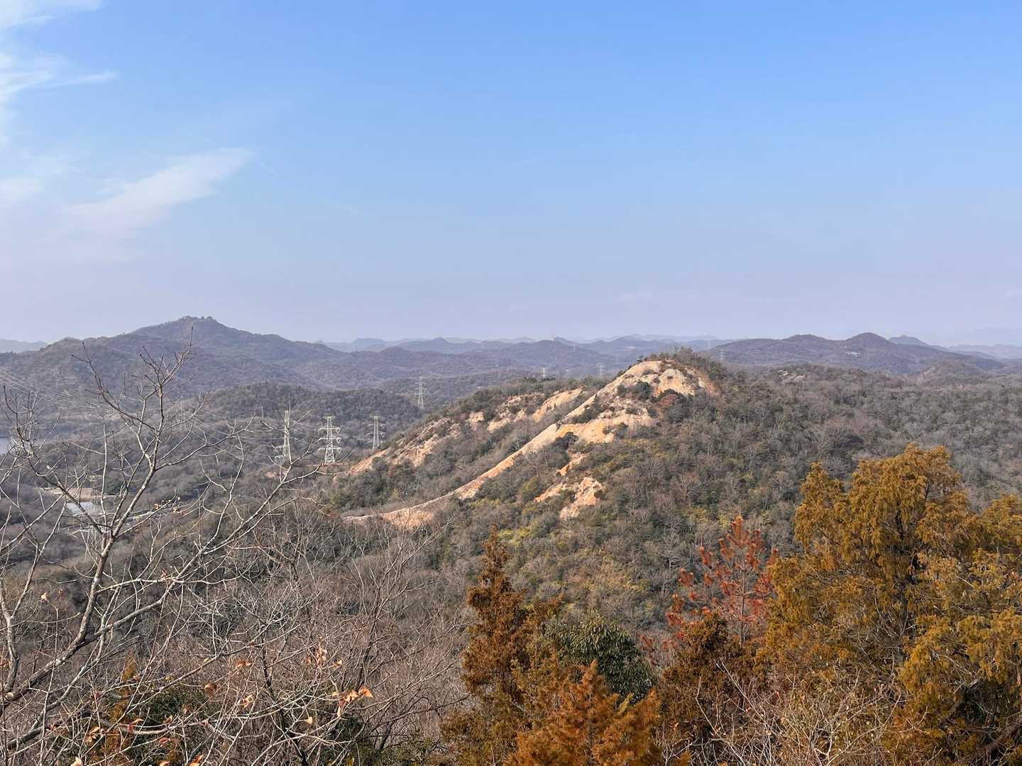 見晴らし台から 見える ラスボス🏔´-
【紅山】です。
やっぱり 急登ですね😅