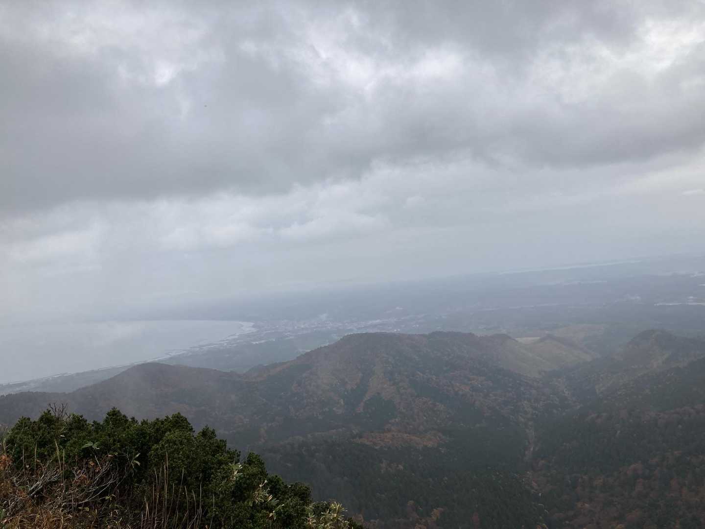 ガスってる景色もいい
晴れじゃない日も山を楽しめるようになりたい
