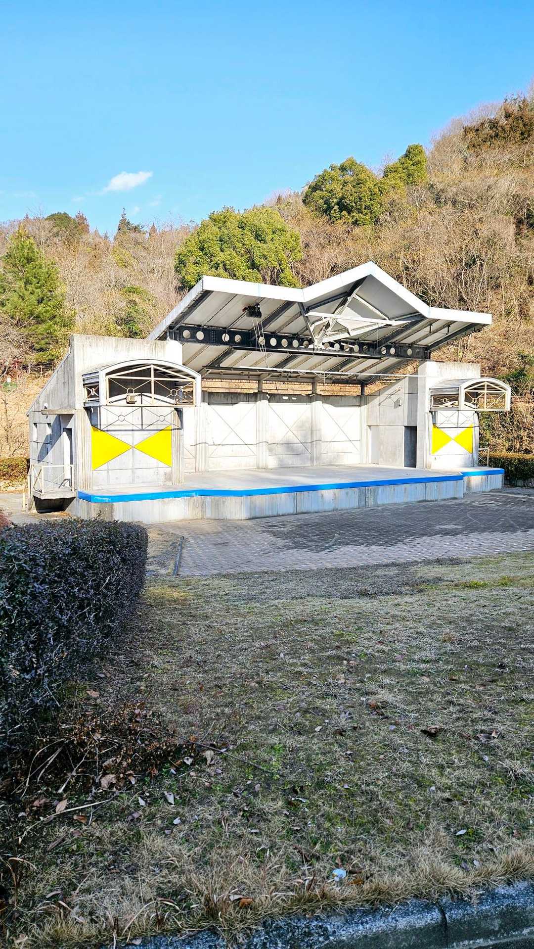 MUSIC　VILLA　BOUMIとしゃれた野外ステージが在りました😀