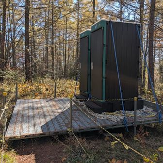 あやめ平小屋近く（利用可能）