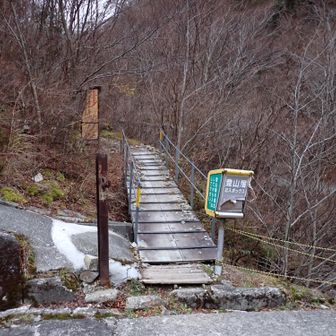 6時35分出発します。
（駐車場は余裕あり）