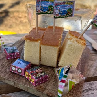 カステラと みんなのアイコンチロルチョコ
ピックも作ったよ