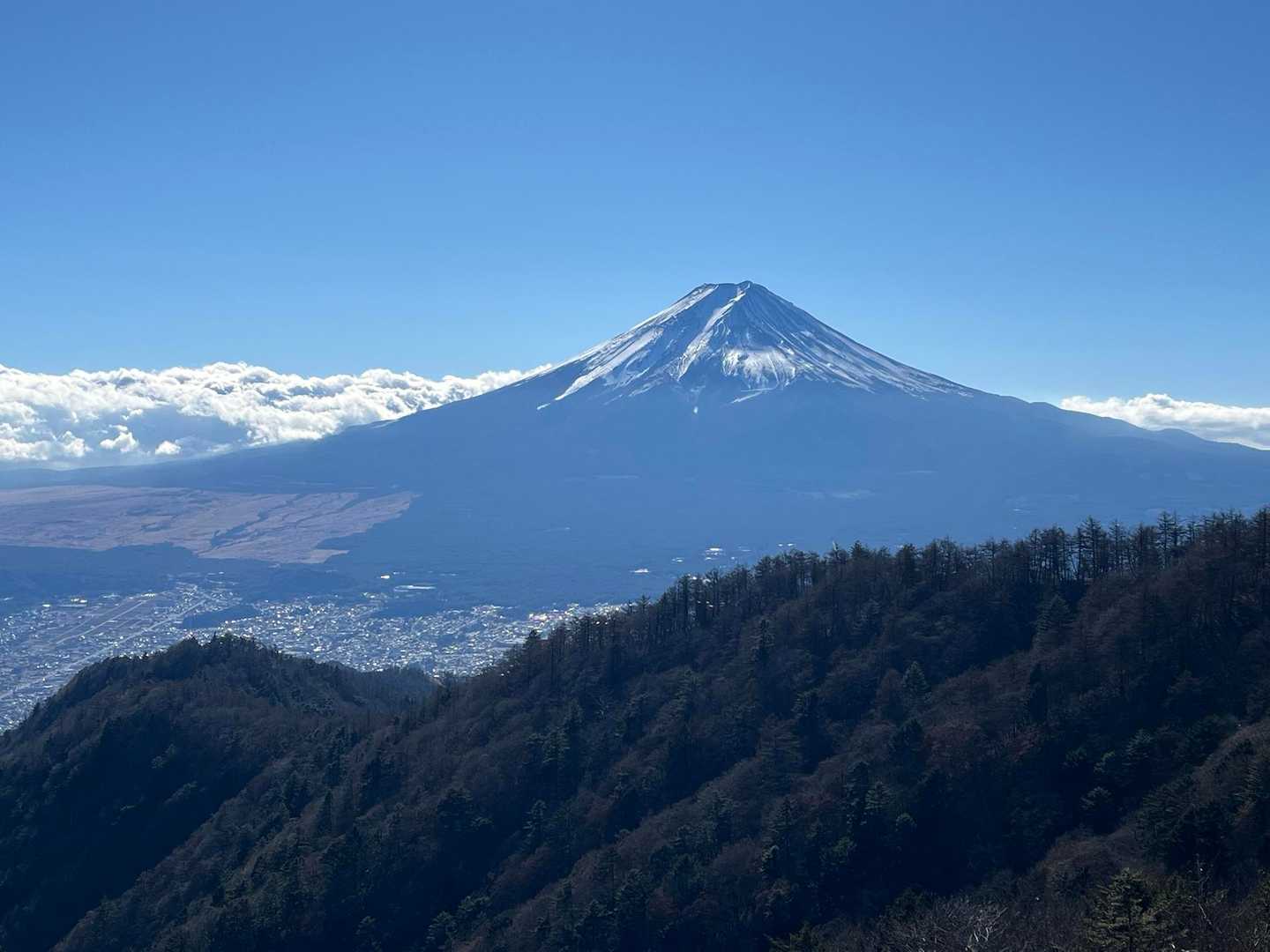 三ッ峠山荘から
