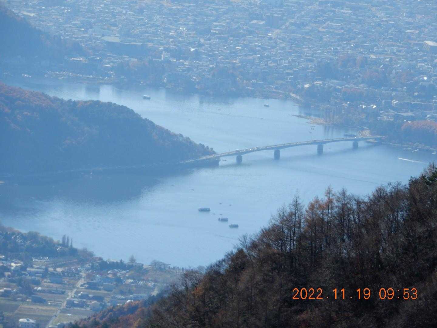 河口湖大橋、帰路で渡ります