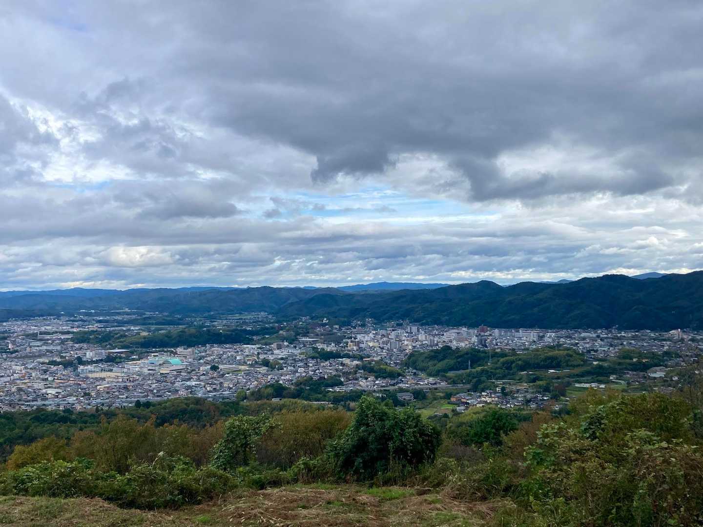 今日登った山々が見えるかな⁉️