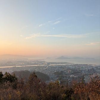 太田川河口は春霞？