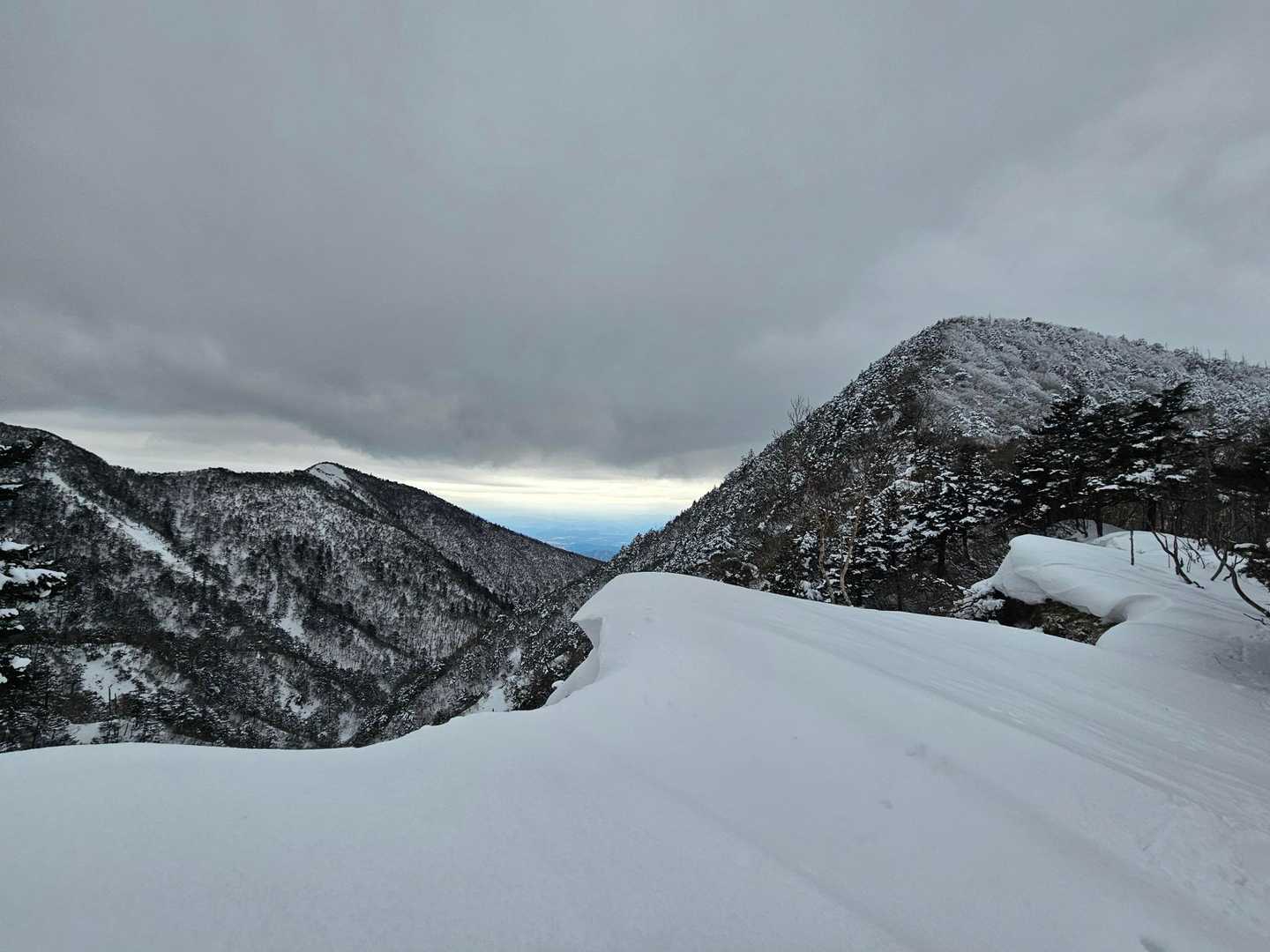 三角の山頂が素敵な鶏頂山⭕️