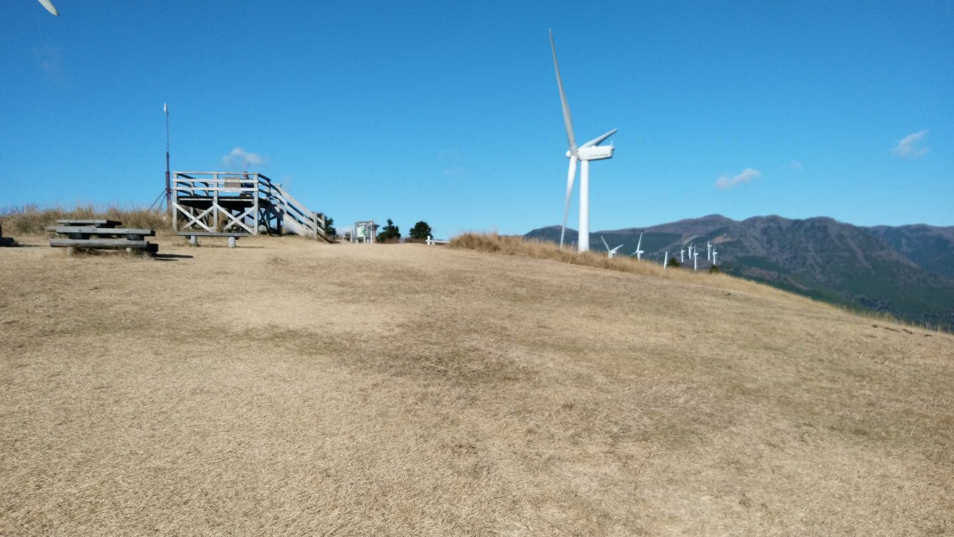 山頂は広～いです