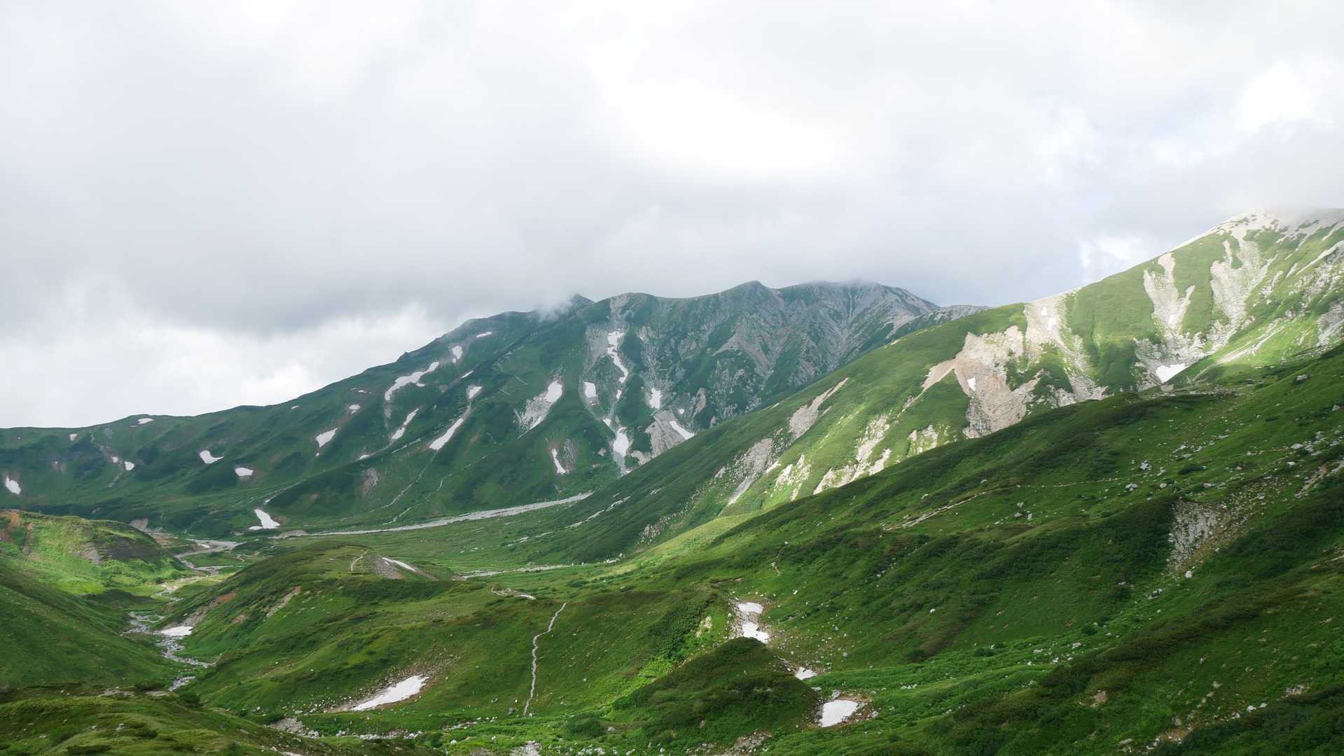 立山室堂ターミナル-一ノ越-立山-浄土山 周回コースの写真