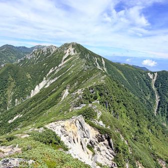 空木岳への稜線を楽しみます🚶‍♂️‍➡️