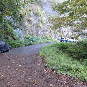 さすが連休。車がいっぱい。