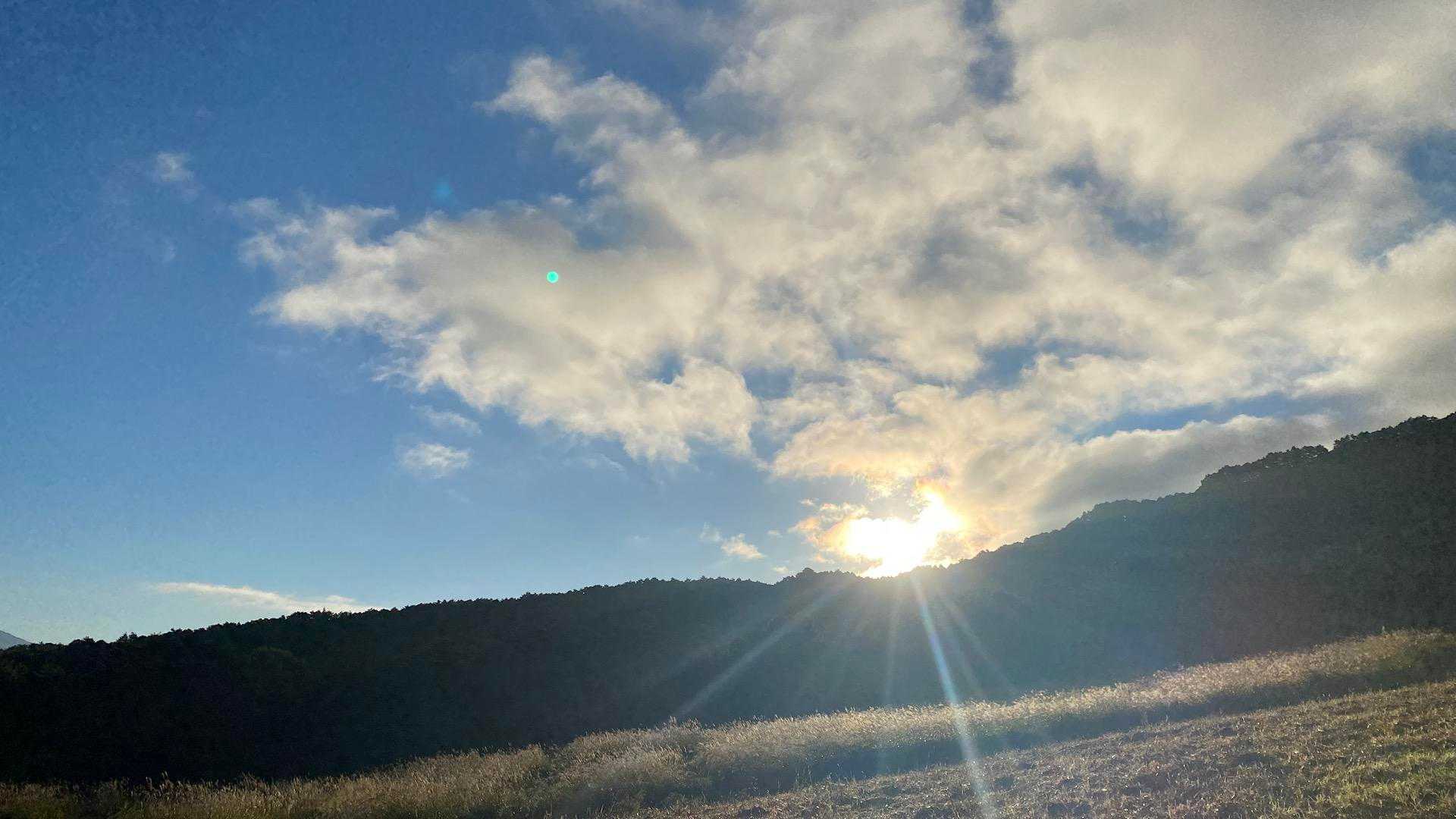 スキー場を登って行きます💨