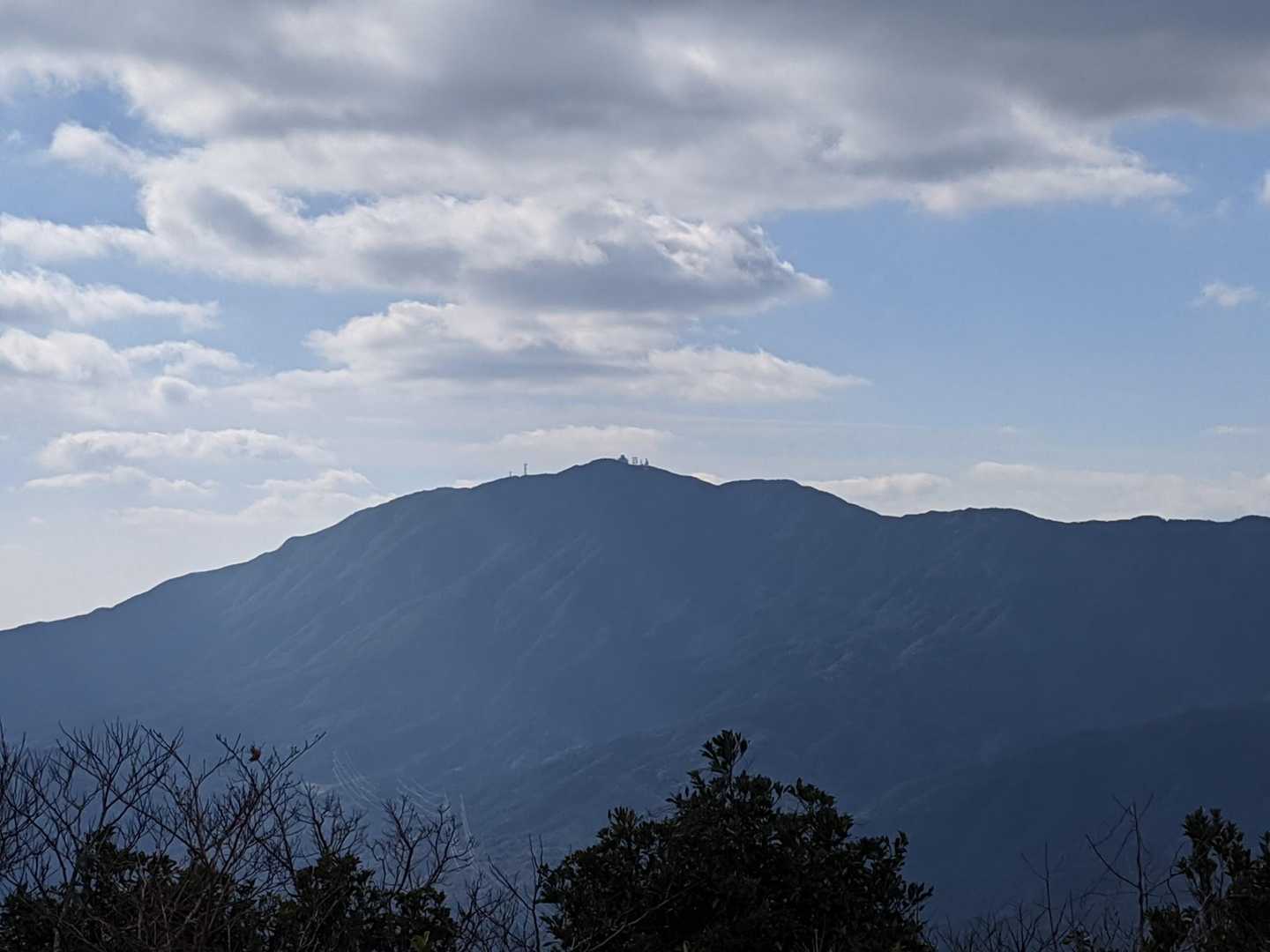 三郡山