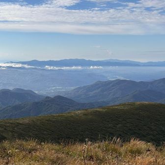 焼石連峰と栗駒山