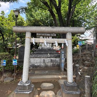 二合目の里宮