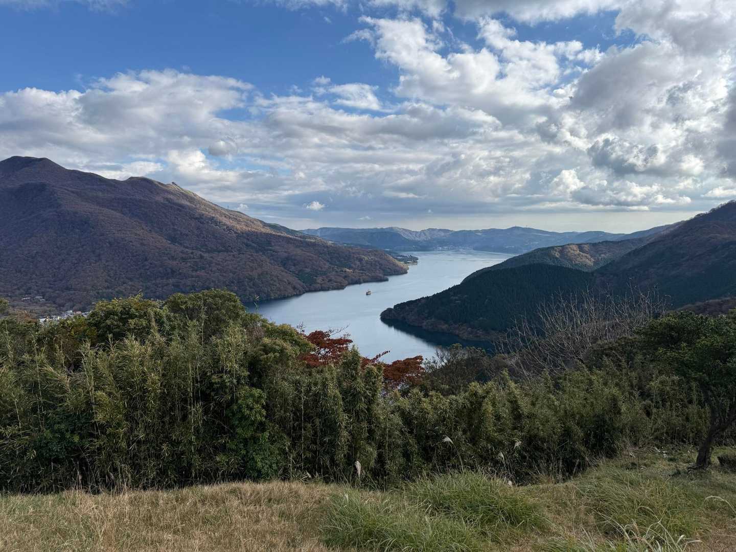 乙女峠登山口-乙女峠-丸岳-長尾峠-湖尻峠-三国山-山伏峠 縦走コースの写真