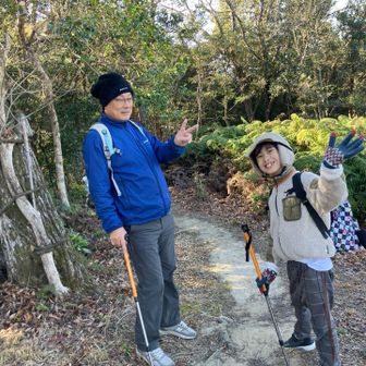 たくさん遊んで、お腹いっぱいになったので、
下山します