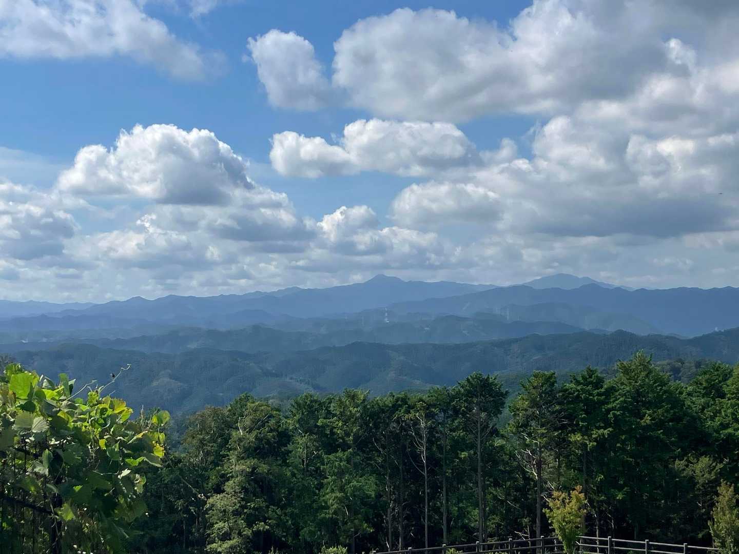 ここでも山並みのグラデーション