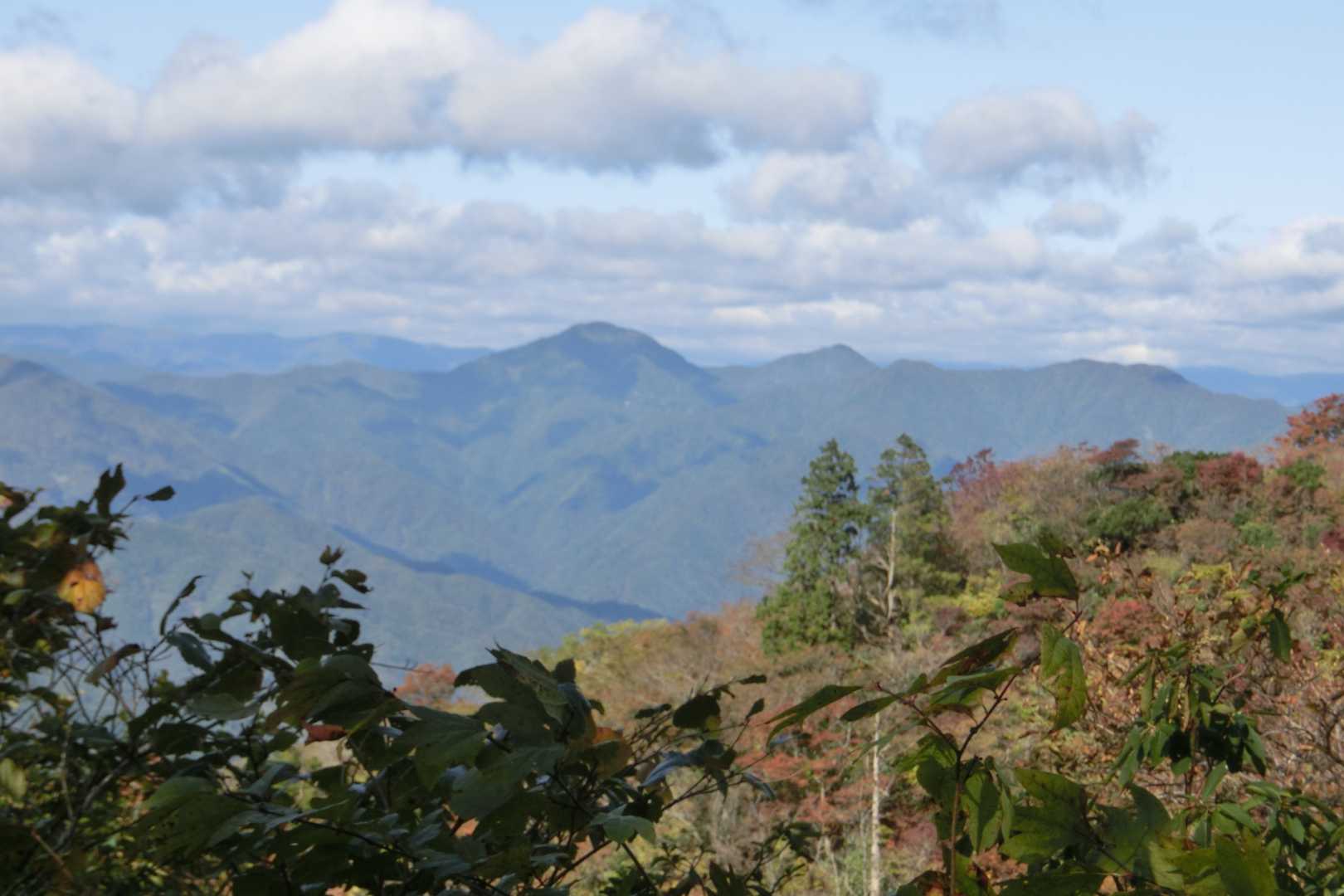 貝月散歩道入口-貝月山 往復コースの写真