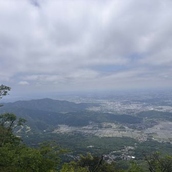 宝筐山も見える