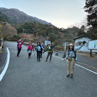 ゴール🥅🥅

来週4日（木）もUQ取得してここから山へ登るぜ😅