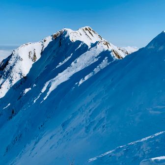 雪が増えて
歩き安くなった