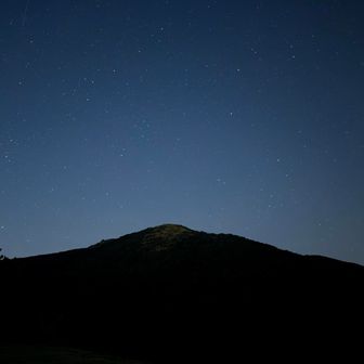 福智山方面。
行こうかな帰ろうかな‥