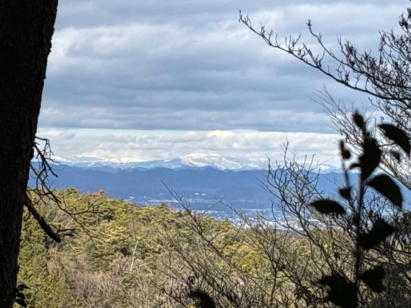 何とか見えた白山