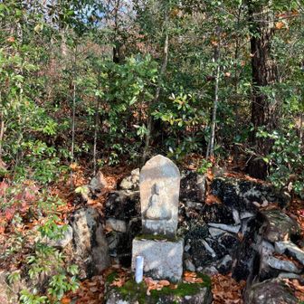 八十八ヶ所石仏巡礼コースで周回