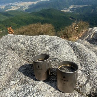 お天気が良くて暑かった💦けど！せっかく持ってきたので、コーヒー飲みました😅