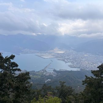 反対の岩場は海側
こっちの方が良いじゃん
やっぱり海だ!
海なし県民は海見ると喜びます🤭