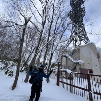 今日の折り返し地点の電波塔