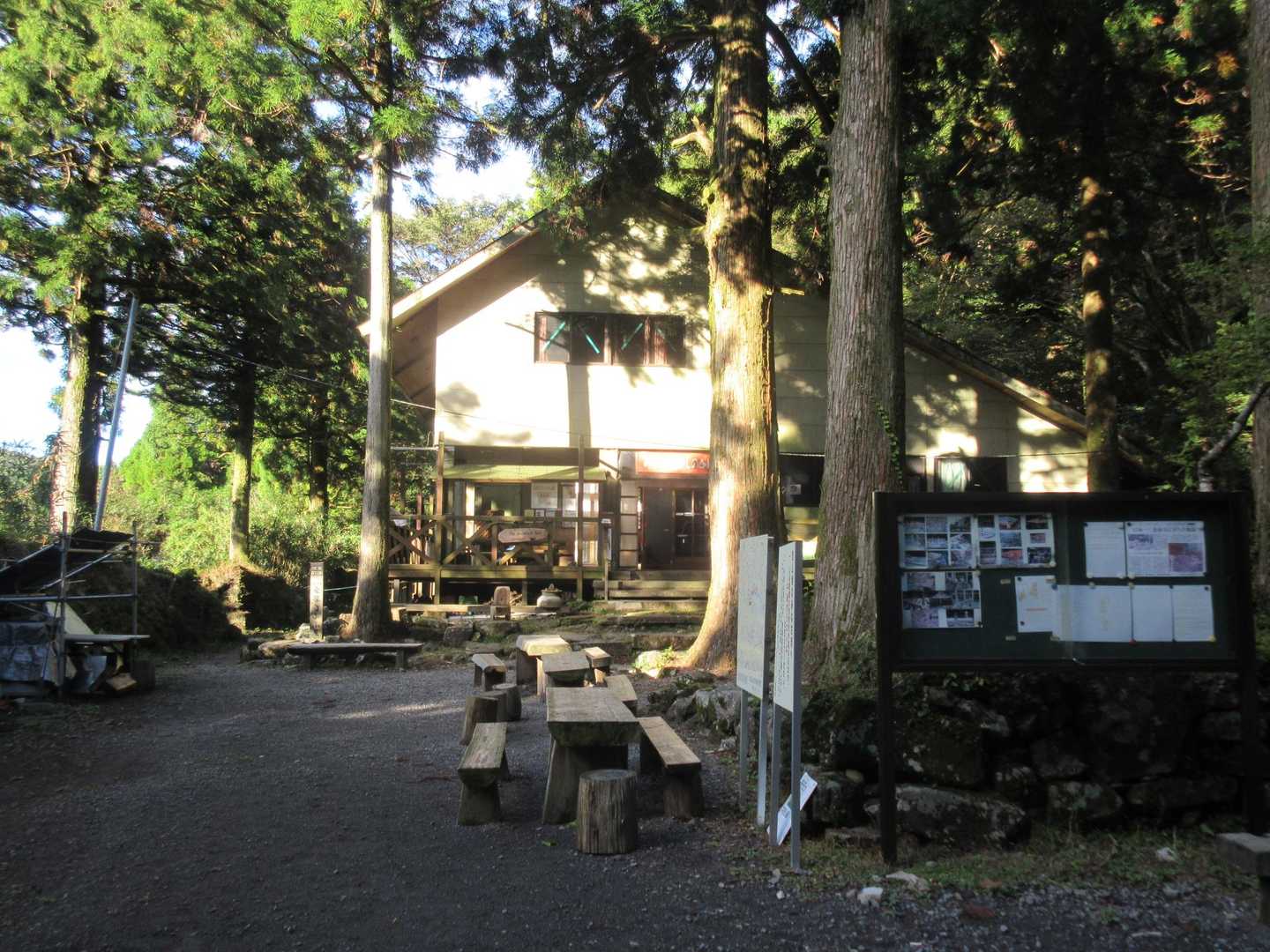 金泉寺山小屋です。