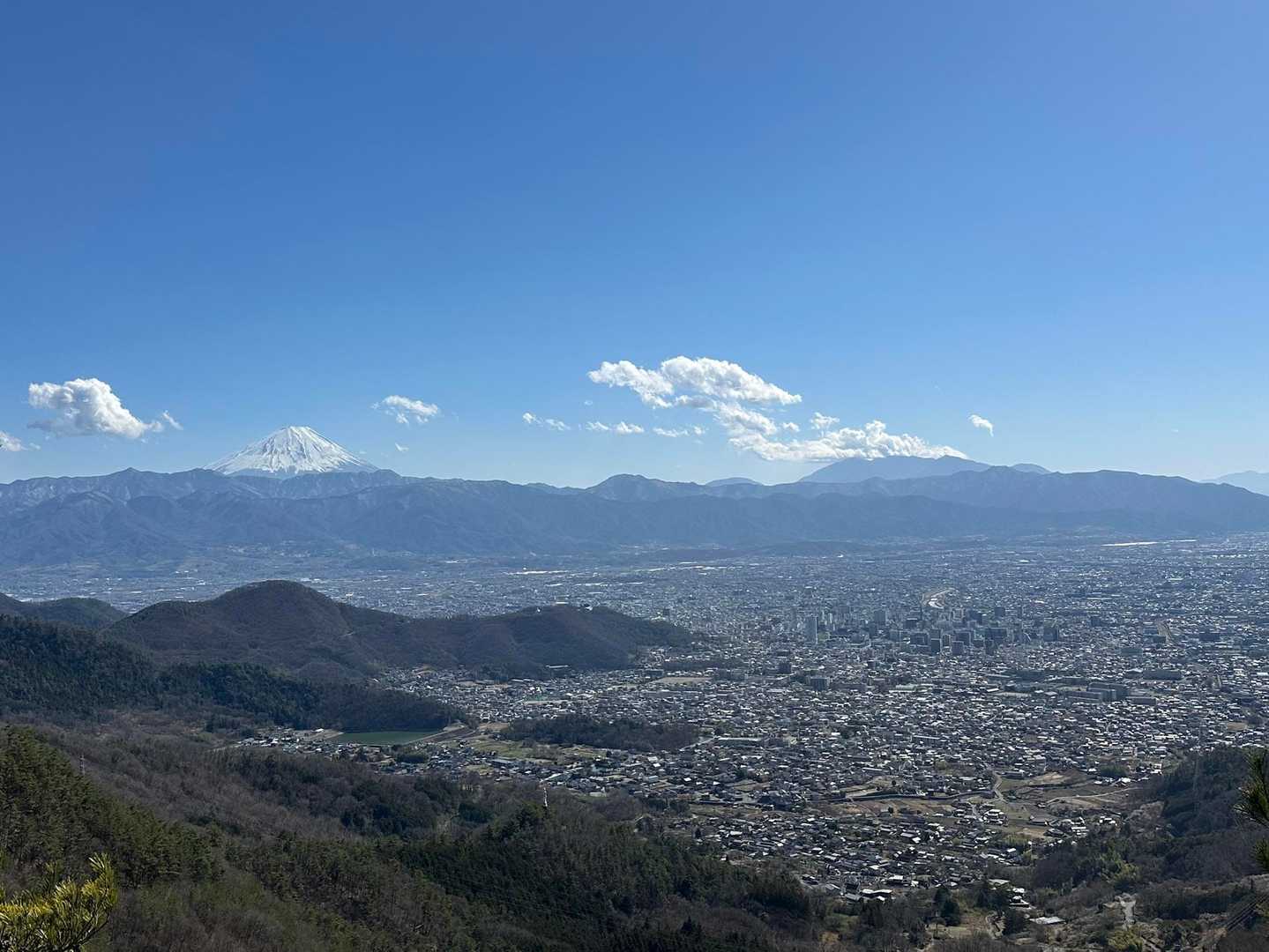 雲が取れて、今日一の富士山🗻✨