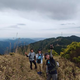 うしろ3人がトレラン勢なので、ペースメーカーの隼ダルムさんには、すごくプレッシャーかけたと思います。
歩きやすいペースで歩いてくれて本当にありがとう！！！