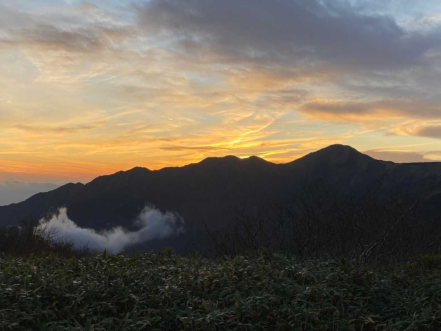 念願の山で迎える日の入。