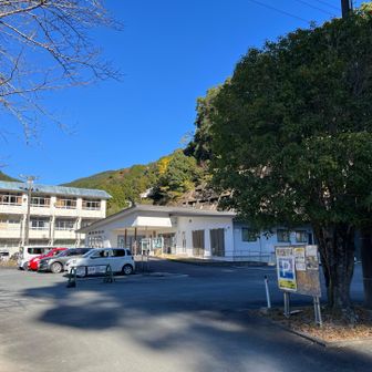 九鬼コミュニティセンター駐車場