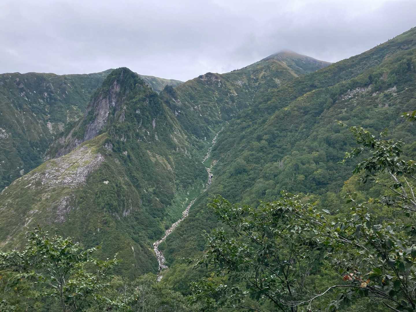 巻機山登山口-前巻機-巻機山 往復コースの写真