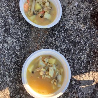 魚介類沢山のブイヤベース！