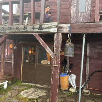 風情のある小屋です