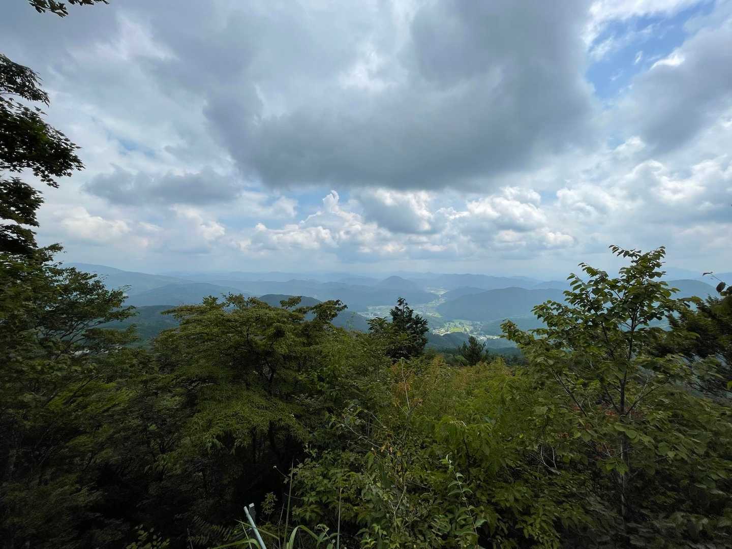 流石に
ここから富士山は見えんよな💦