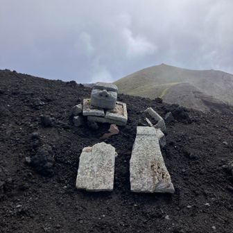 この祠はなんだろうと思いパシャリ📷