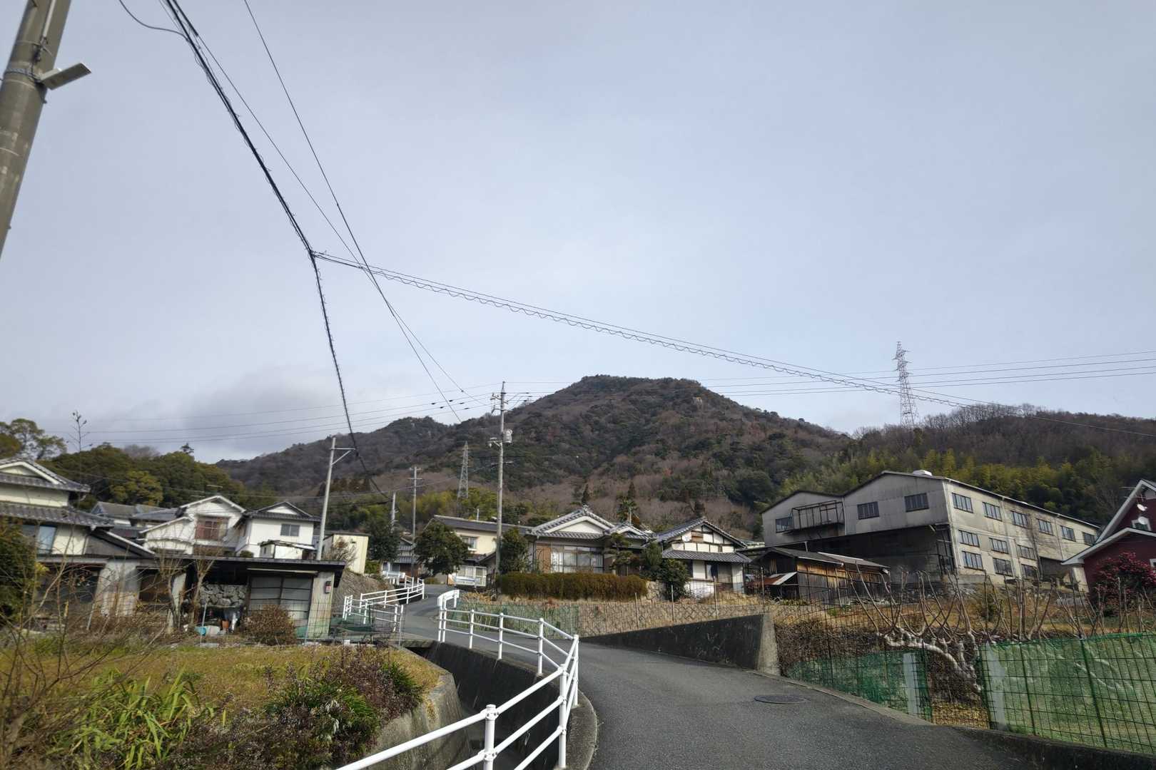 大懸山